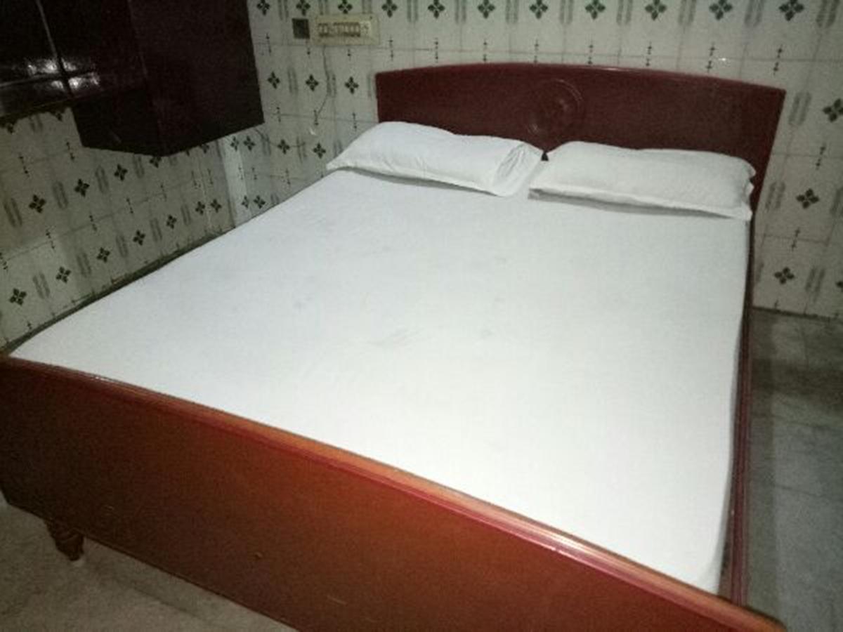 Hotel Blue Star Salem Bagian luar foto